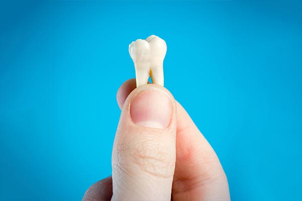 A General Dentist Helps You Decide Whether To Pull or Save a Tooth from South Florida Dental Arts in Miami, FL